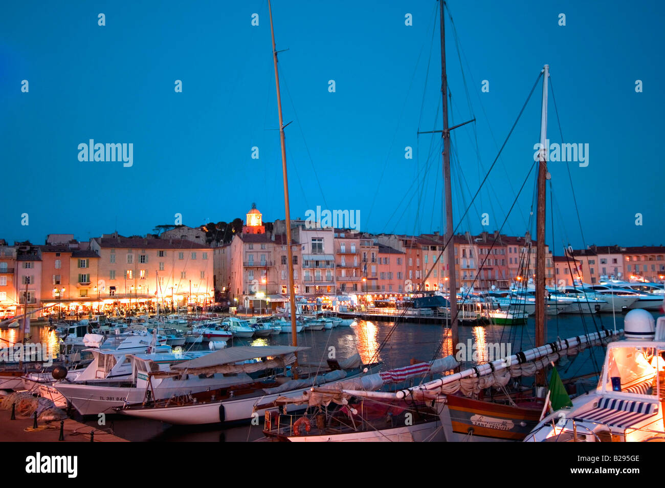 St Tropez Südfrankreich am Hafen Stockfoto