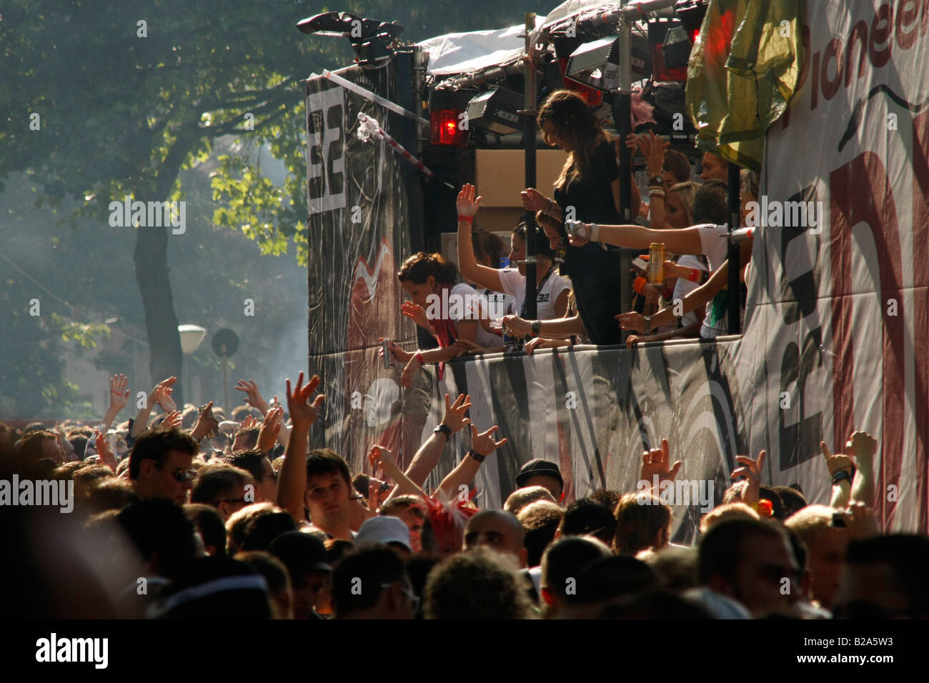 Die Love Parade 2008 in Dortmund Deutschland mit 1, 6 Millionen Besucher Stockfoto