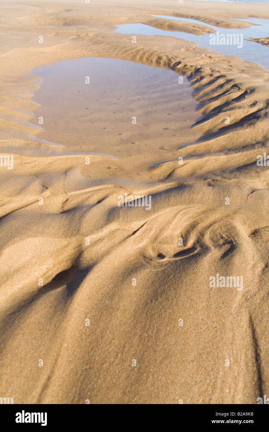 Sand Wellen in einem Strand im Sommer Stockfoto