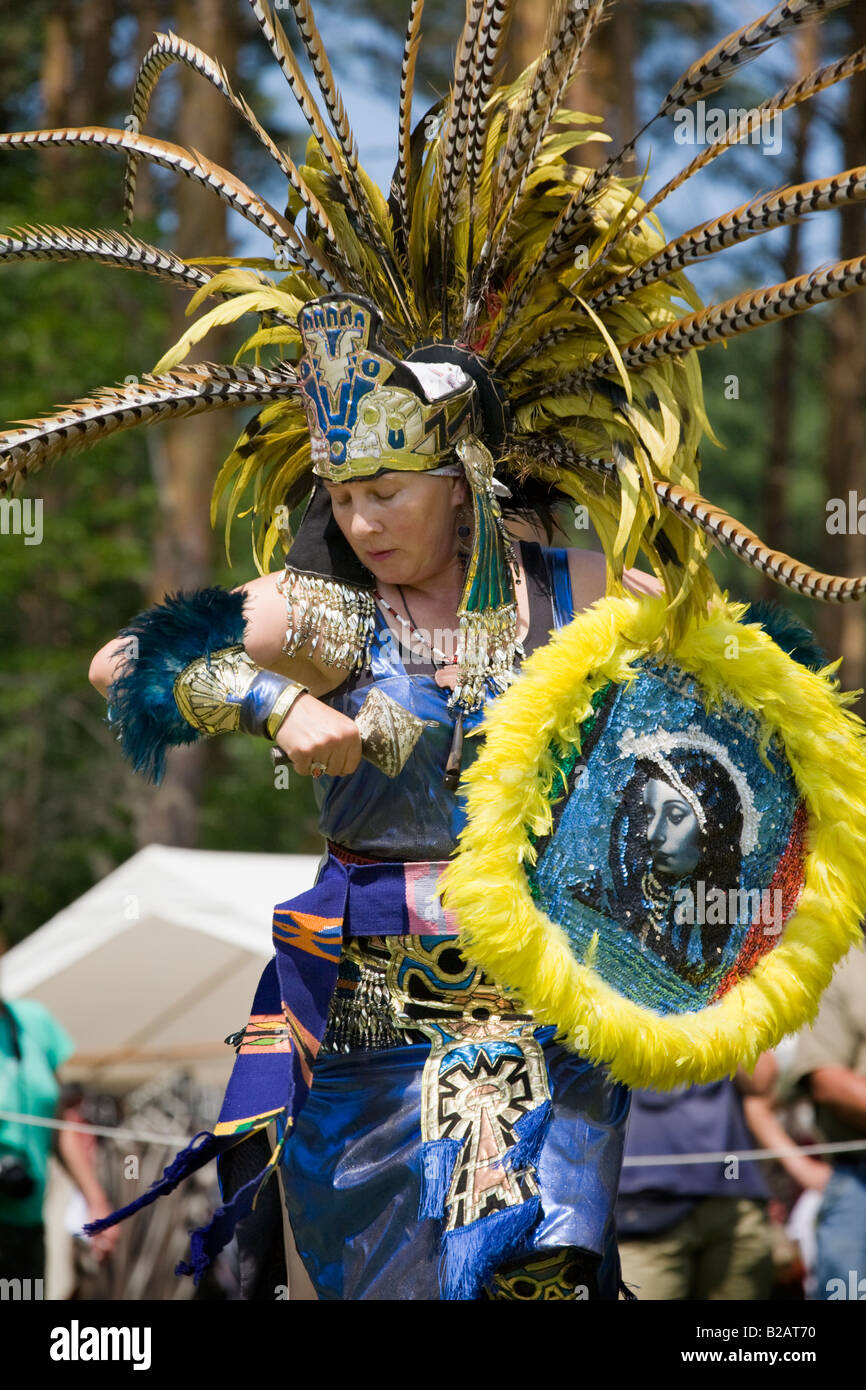 Aztekische Tänzer beim Indianerfest im Fonda New York State Stockfoto