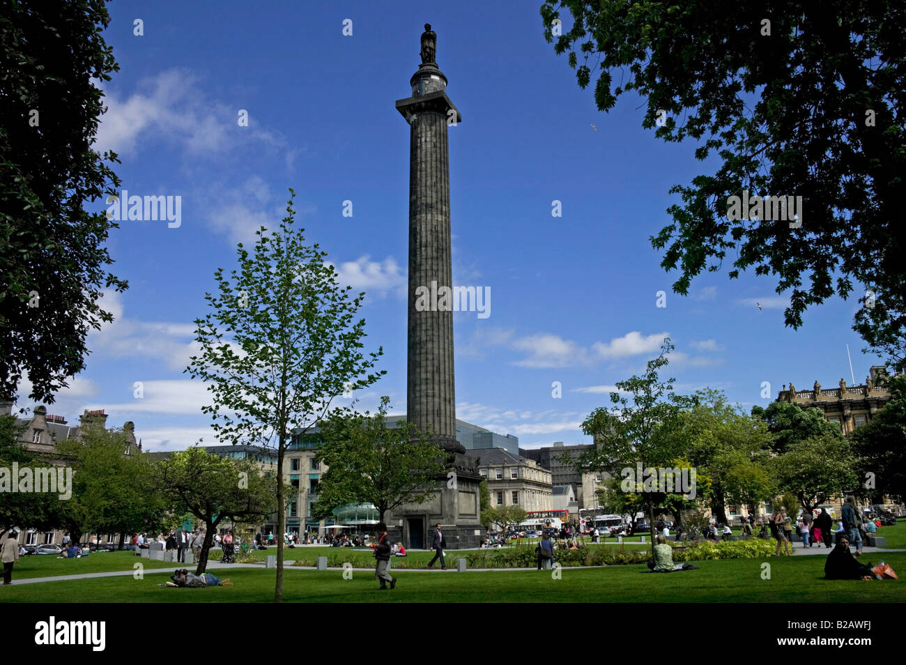 Vor kurzem angelegten St. Andrew Square, Edinburgh, Schottland, UK, E Stockfoto
