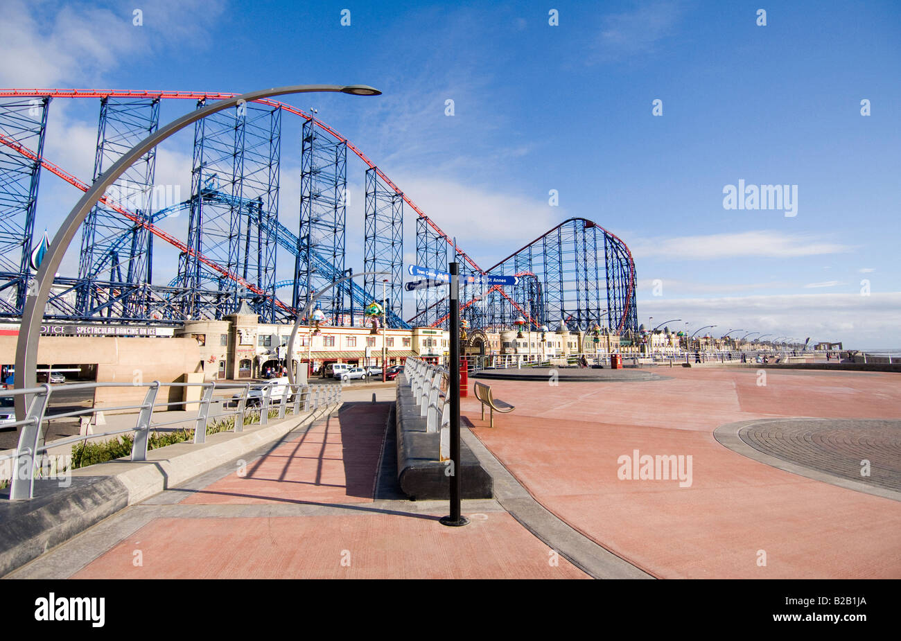 Der Big Dipper und Pleasure Beach Blackpool South Pier, Lancashire, UK Stockfoto