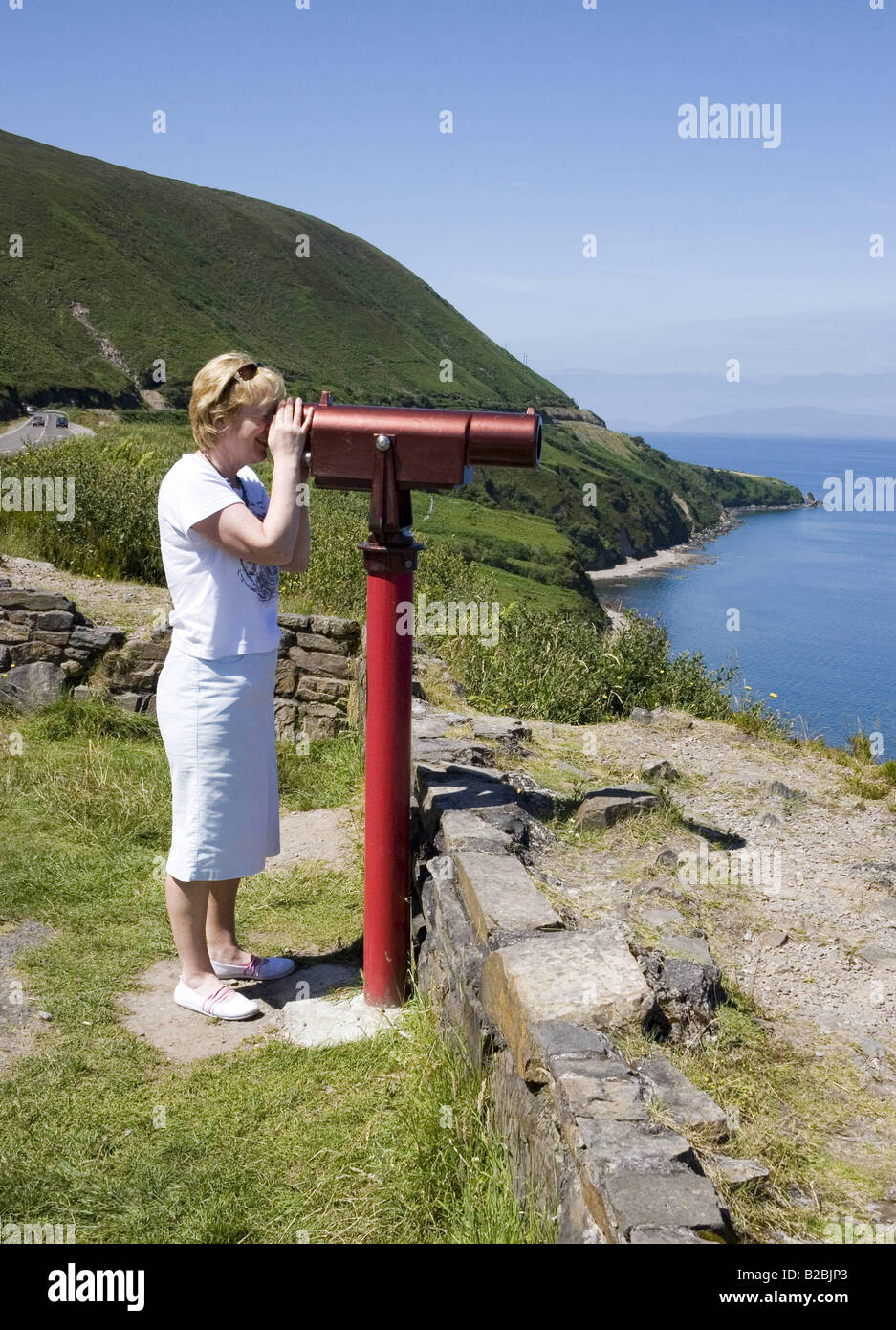 Ältere Frau am Ring of Kerry Irland Stockfoto