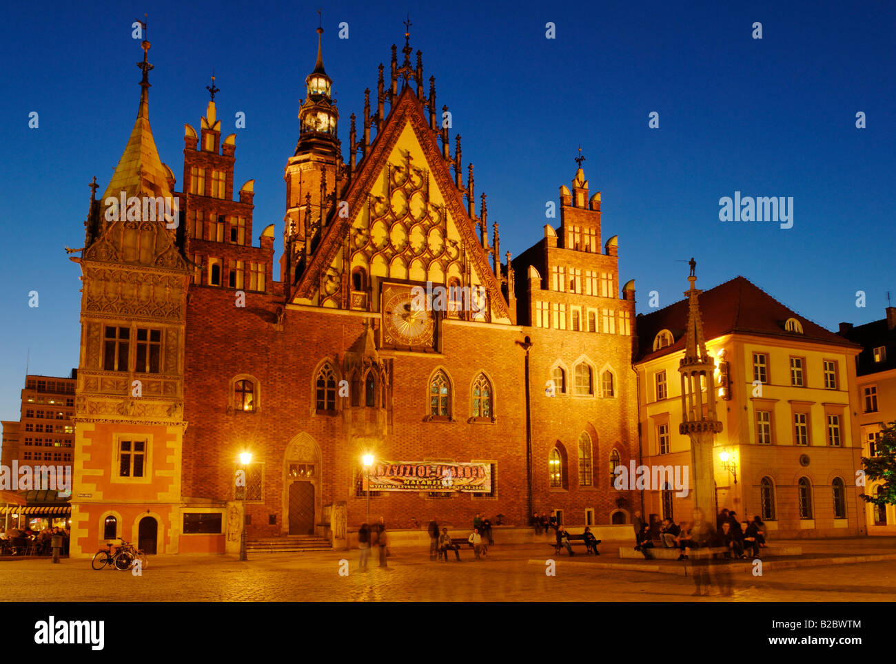 Historische Rathaus auf dem Marktplatz Rynek Wroclaw/Breslau, Schlesien, Polen Europas Stockfoto