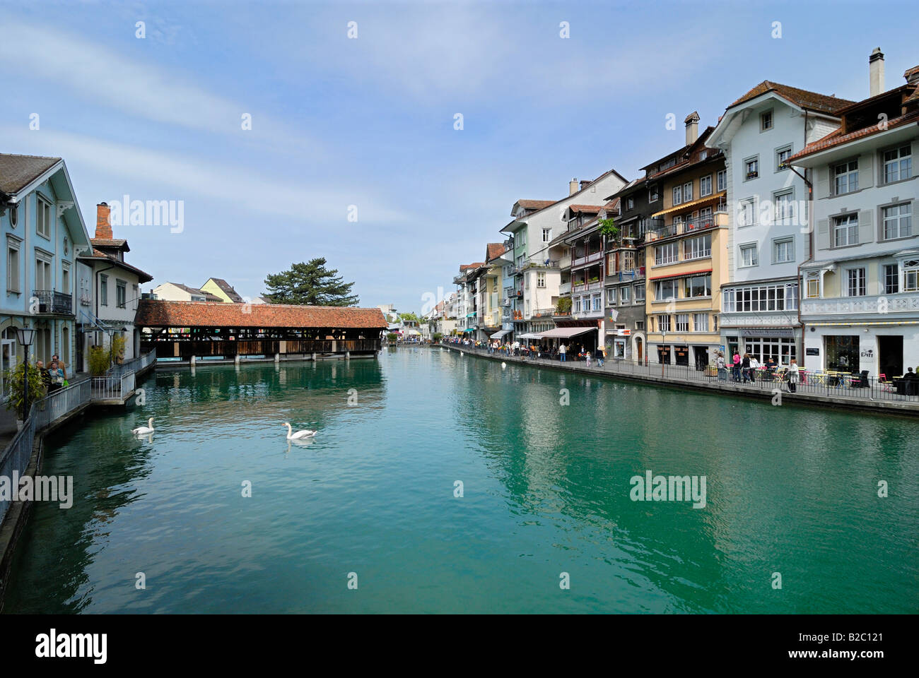 Aare Fluss Kai, Thun, Kanton Bern, Schweiz, Europa Stockfoto