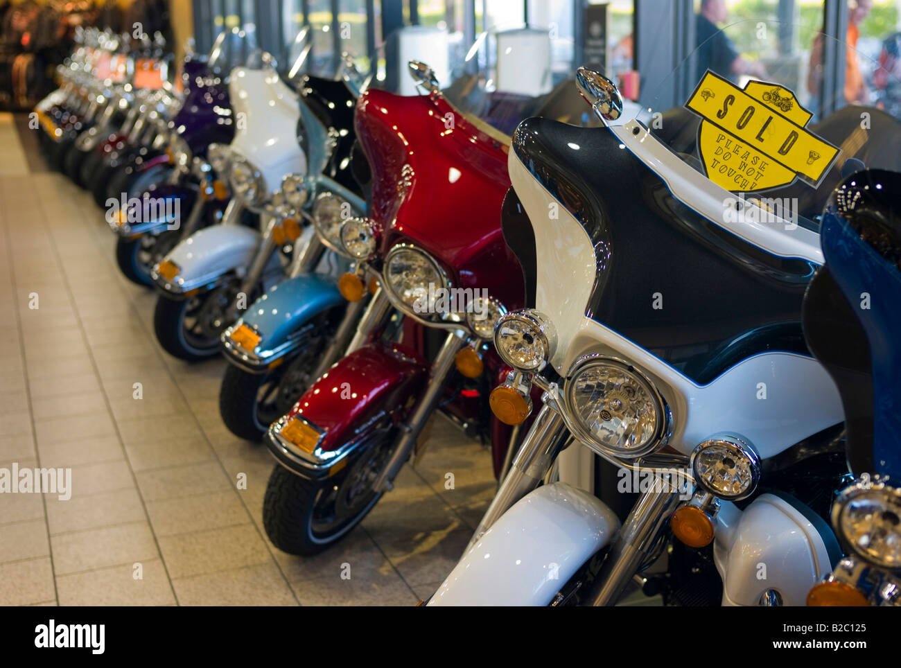 Harley Davidson Motorräder in einer Harley Davidson speichern, Woodlands, Texas, USA Stockfoto