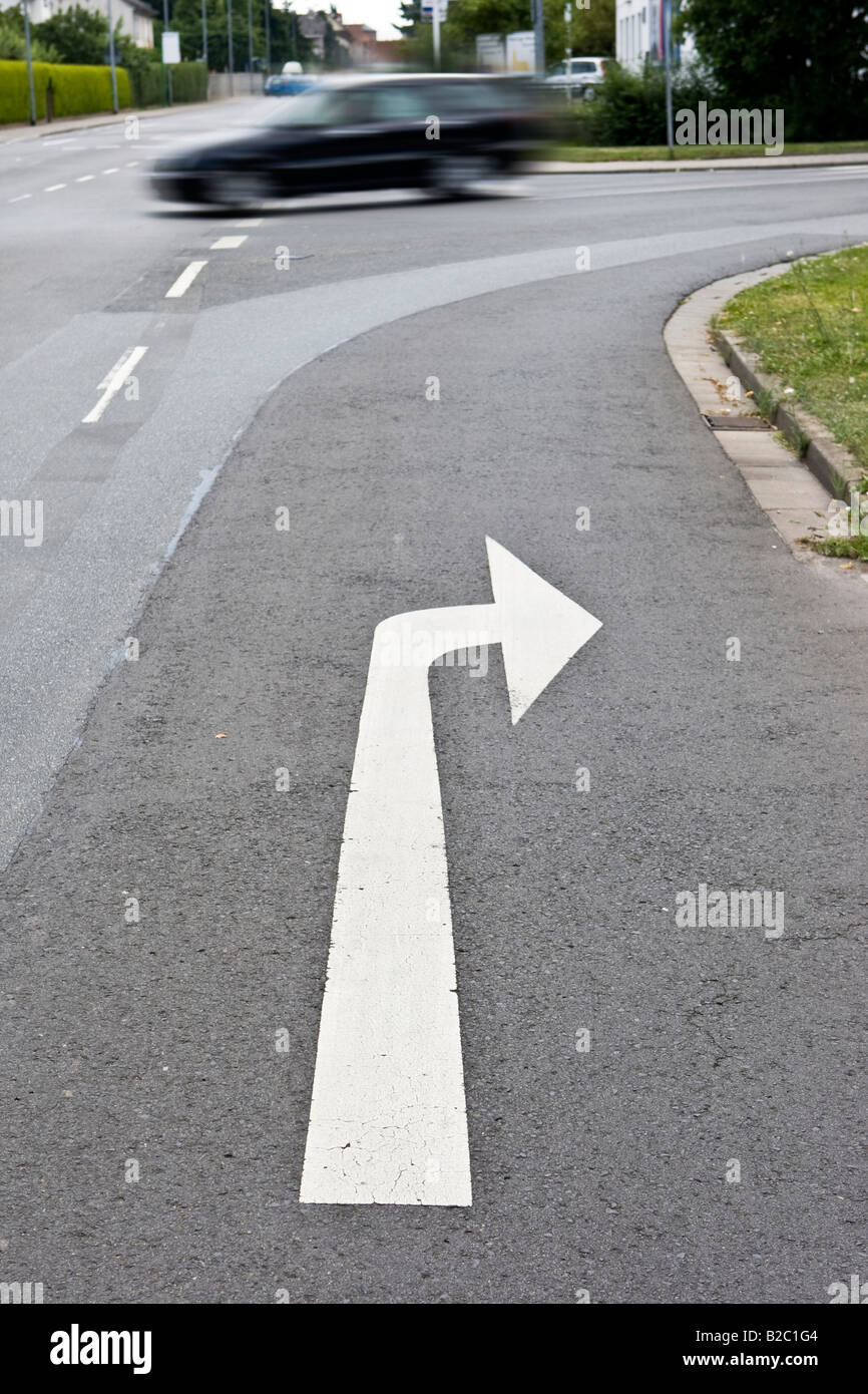 Abbiegung rechts Straße Kennzeichnung, Deutschland, Europa Stockfoto