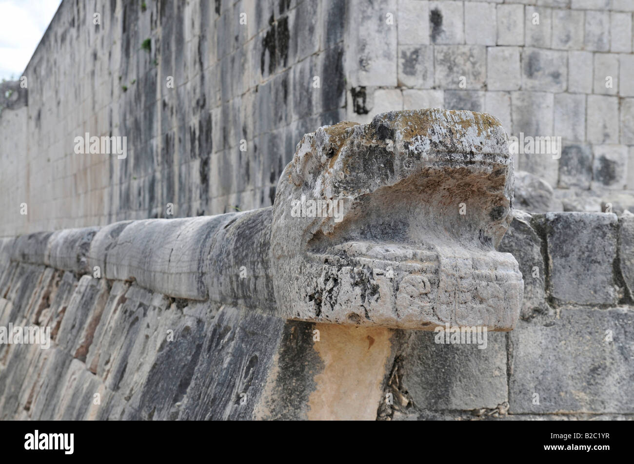 Großer Ballplatz, Ballspielplatz, Schlangenkopf, Zona Nord, Chichen-itza, neues Weltwunder, Maya und Toltec Archaeo Stockfoto