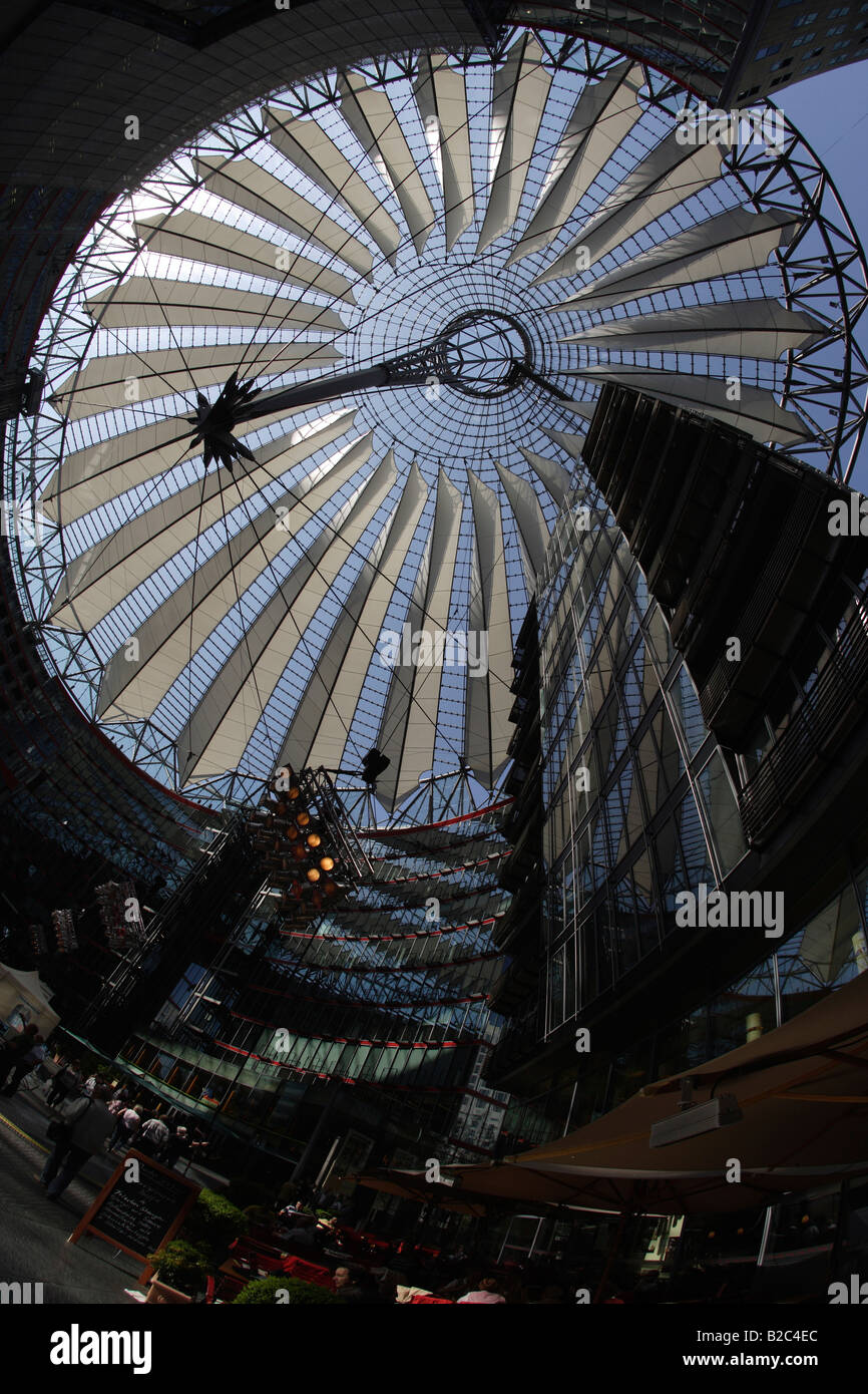 Markise im Sony Center, der Potsdamer Platz, Berlin, Deutschland, Europa Stockfoto