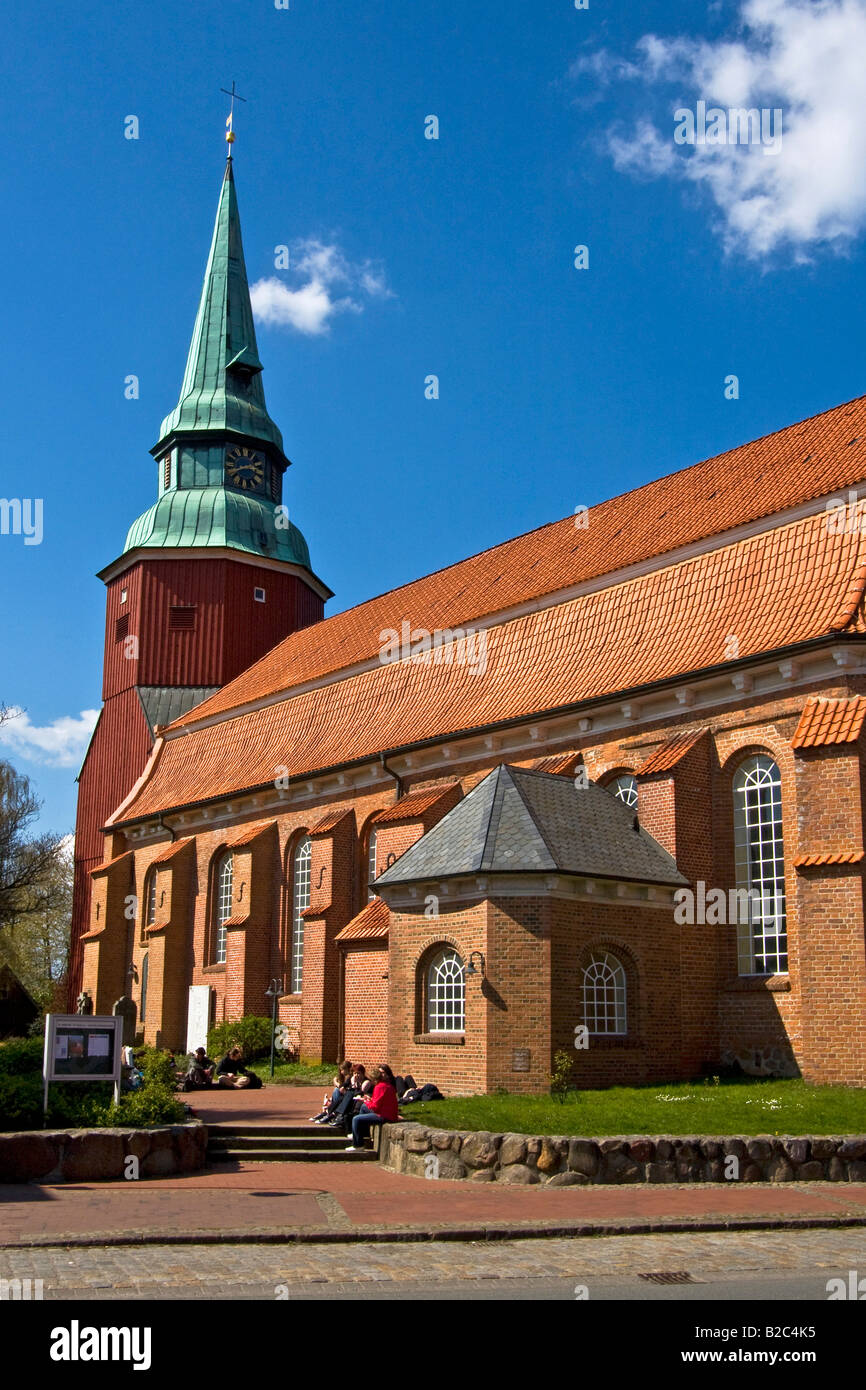 Historische Kirche St. Martini et Nicolai in Steinkirchen, Altes Land, Sachsen, Deutschland, Europa zu senken Stockfoto