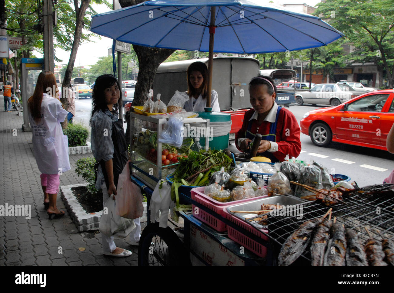 frische Früchte und Lebensmittel, Straßenszene, Bangkok, thailand Stockfoto