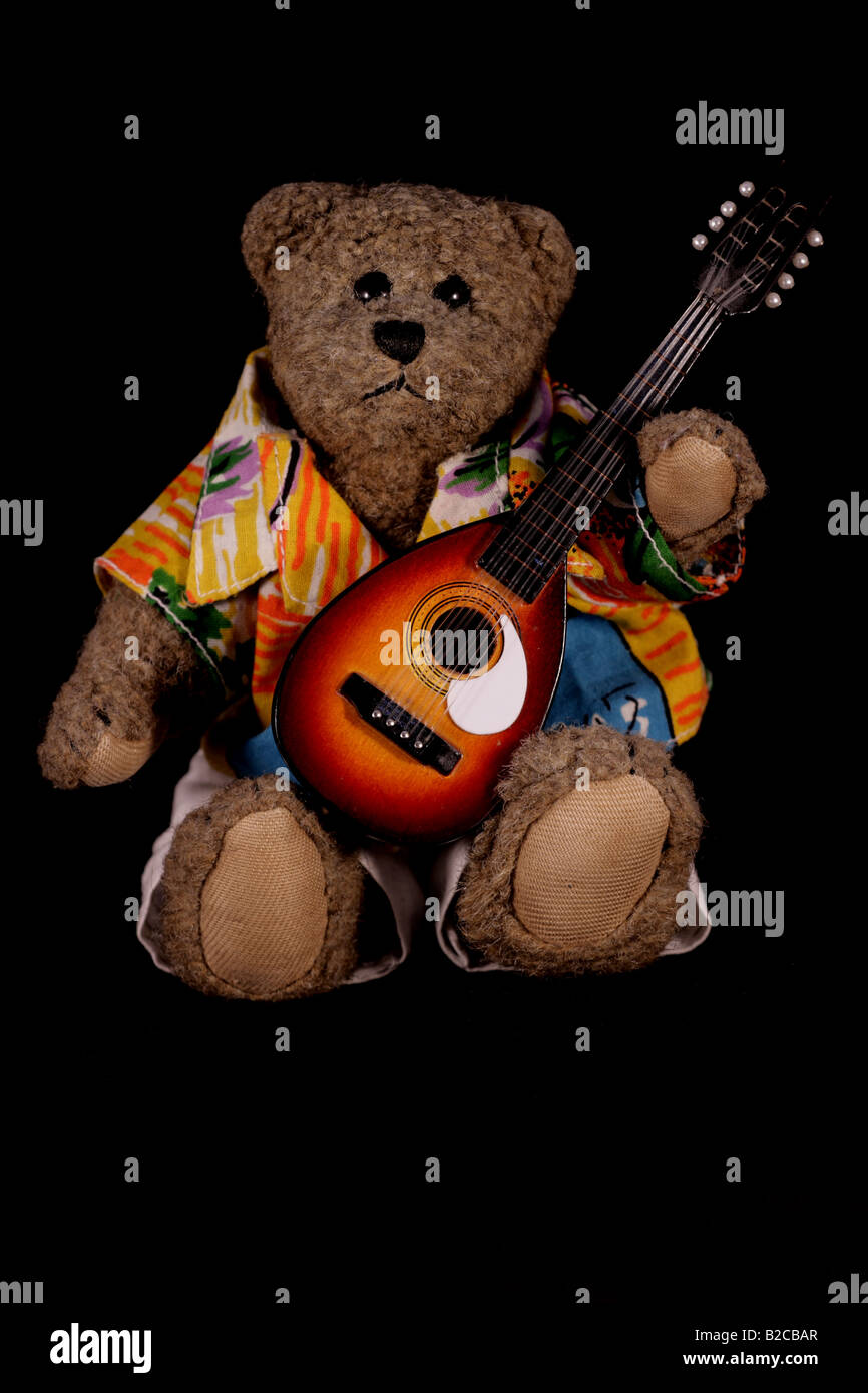 Musikalischer Bär mit Mandoline Stockfoto