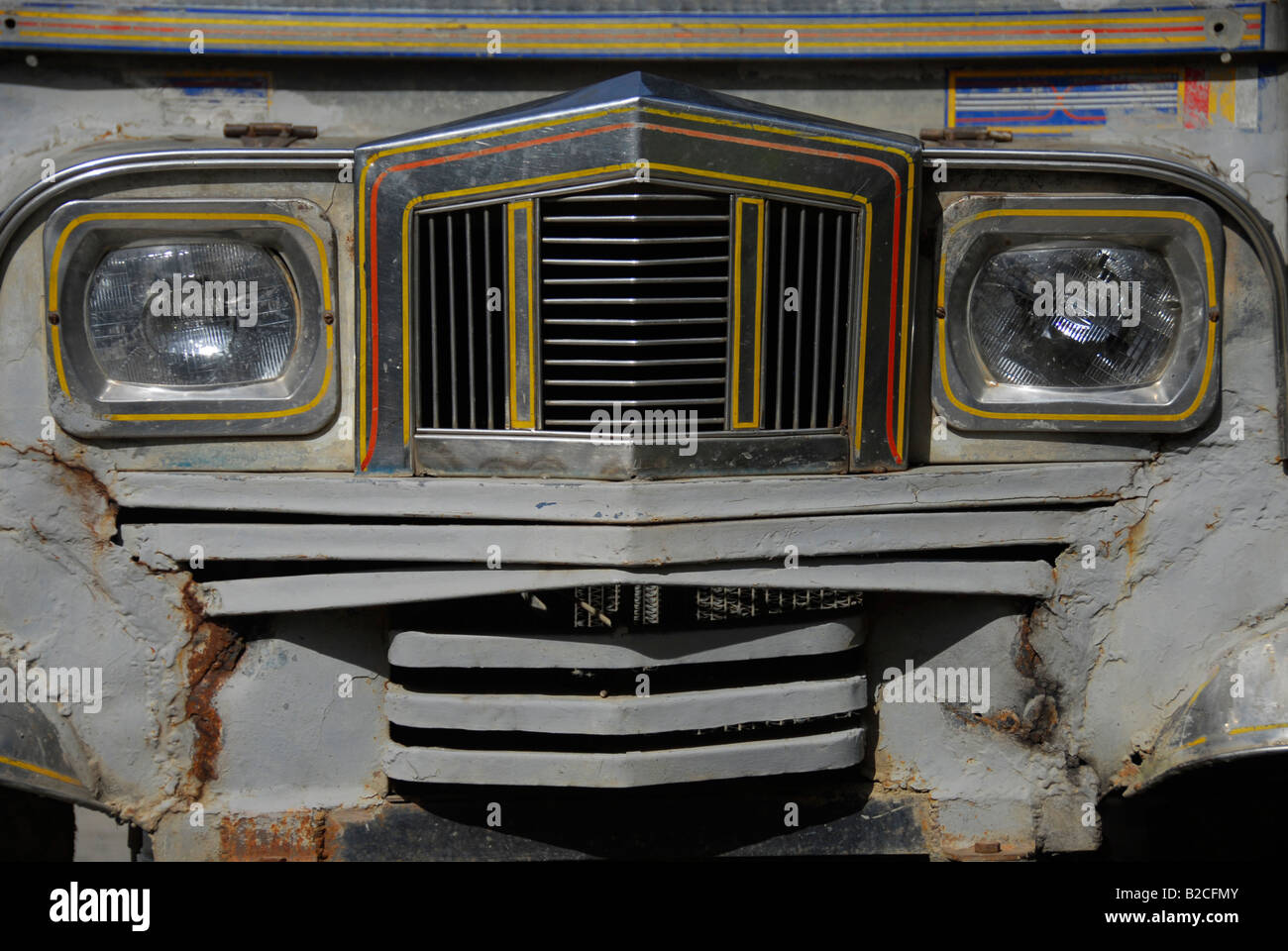 Vorderseite der Jeepney in Bontoc, North Luzon, Philippinen, Südostasien Stockfoto