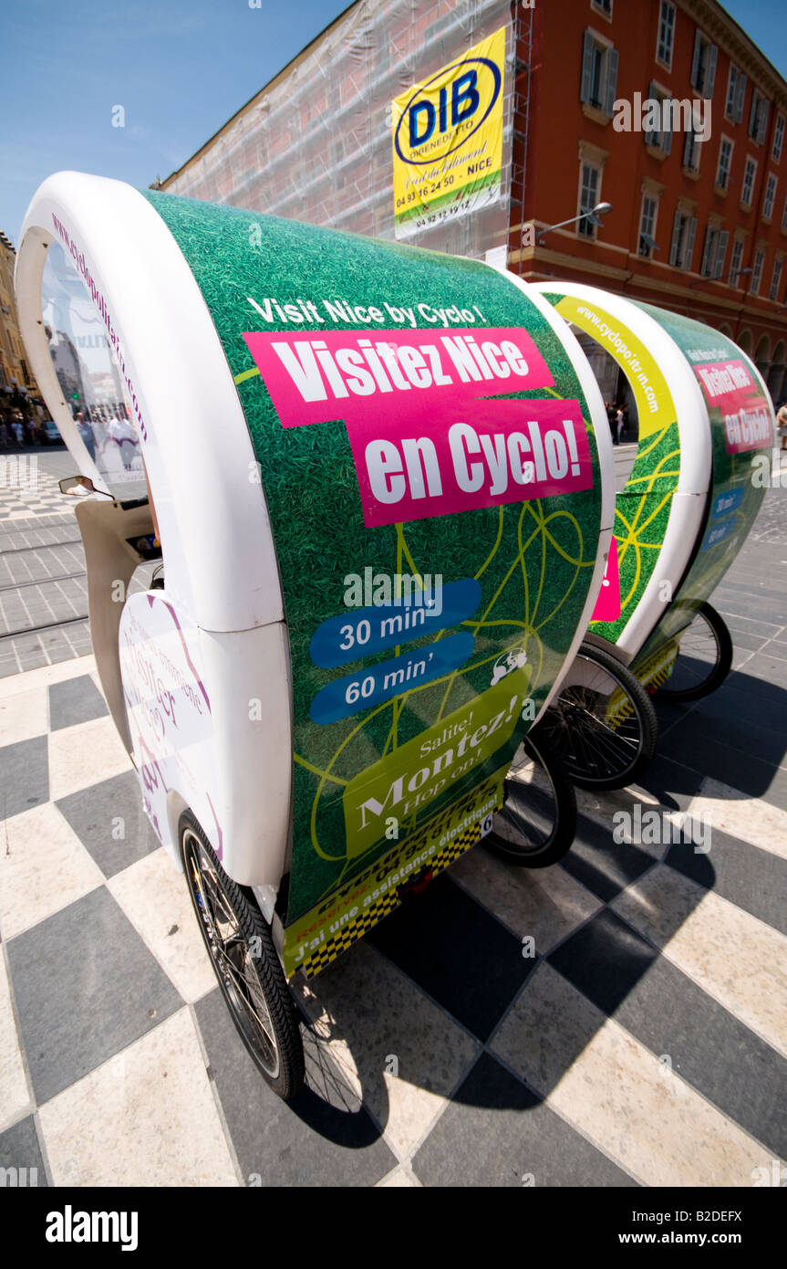 Der Cyclo, motorisierte Passagier Träger Dreirad, Place Masséna, Nizza, Côte d ' Azur, Frankreich Stockfoto