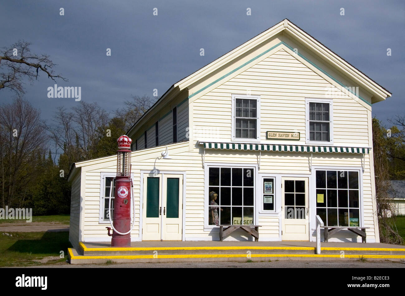 Gemischtwarenladen im Glen Haven auf der Halbinsel Leelanau innerhalb der Sleeping Bear Dunes National Lakeshore-Michigan Stockfoto