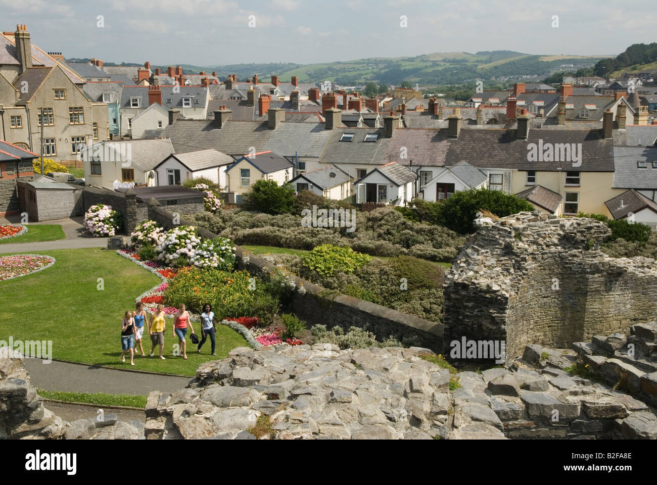 Aberystwyth Castle Ceredigion Westküste Mitte Wales UK Dächer der Stadt Stockfoto