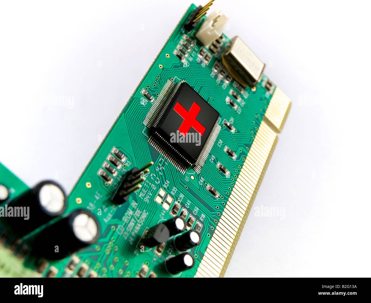 PC-Hilfe-Platine PCI auf weißem Hintergrund Stockfoto