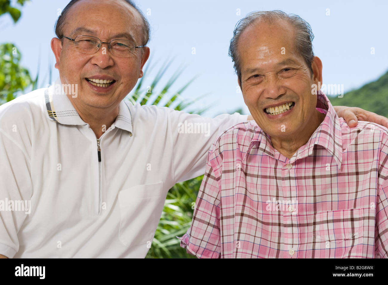 Porträt von zwei leitenden Männer Lächeln Stockfoto