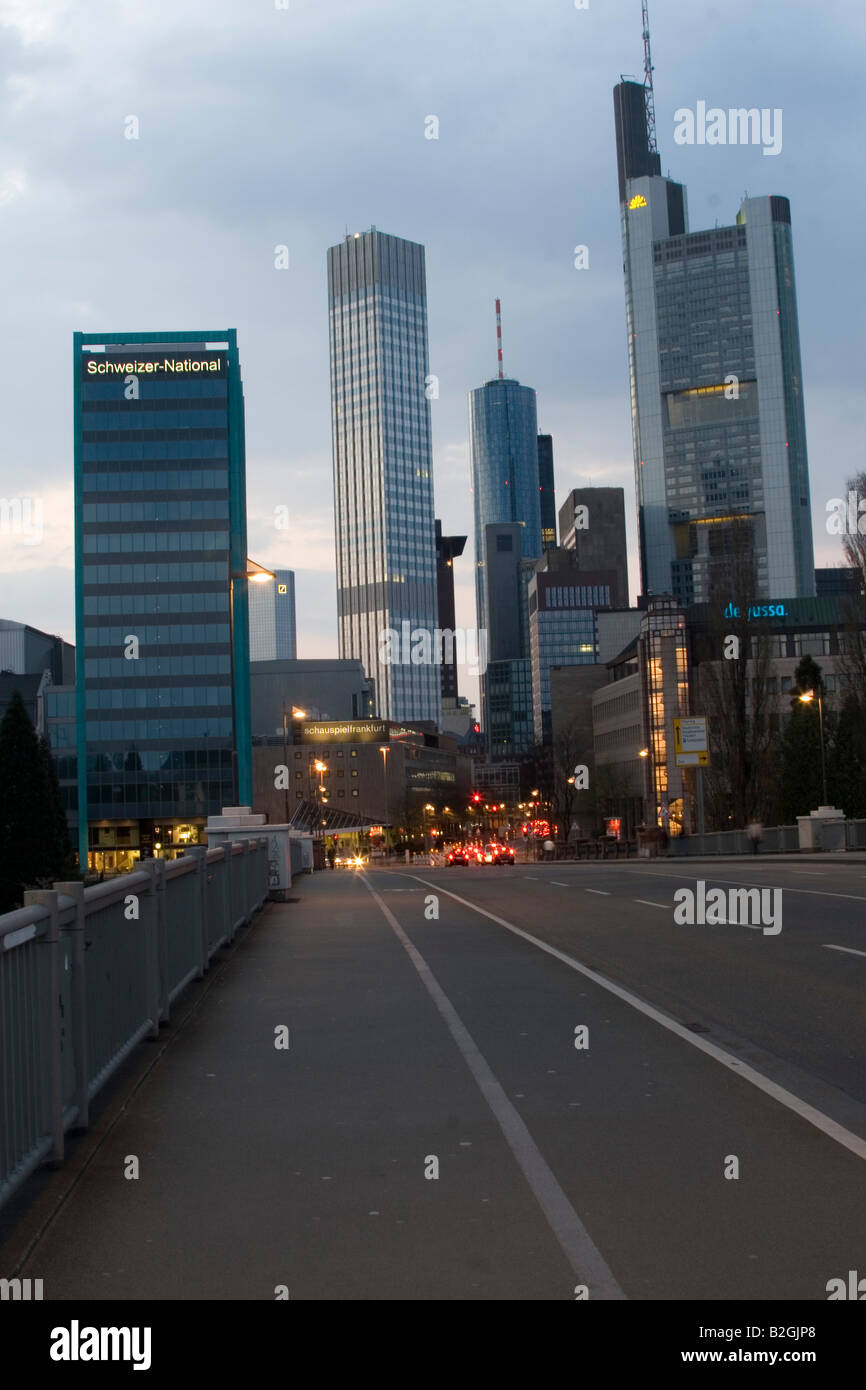 Finanel banking Viertel Stadt Skysraper Straße Frankfurt am main Hessen Deutschland Stockfoto