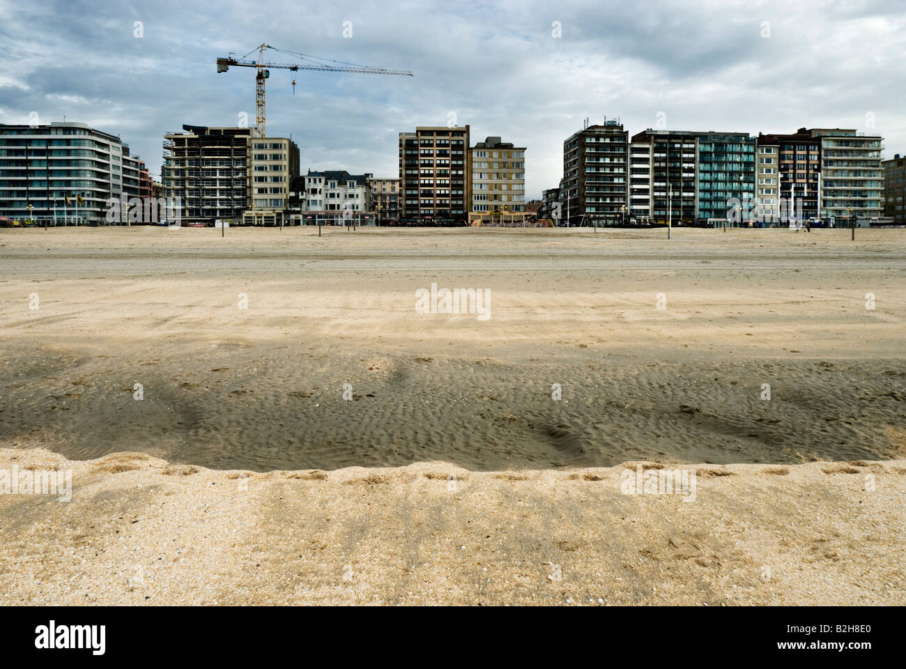 Strand und Ferienwohnung in De Panne, Belgien Stockfoto