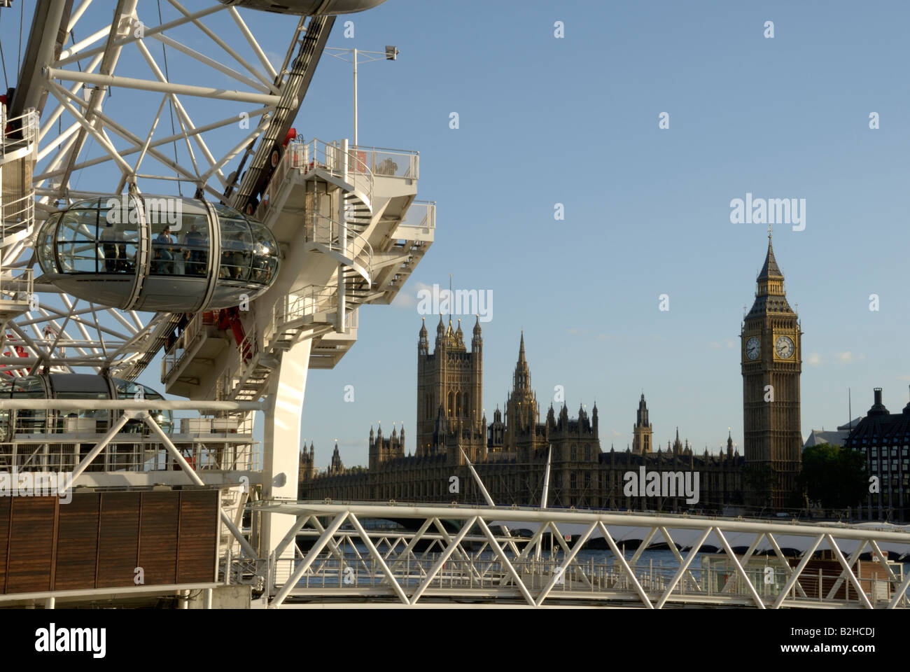 GB London das "London Eye" und "Big Ben" Stockfoto