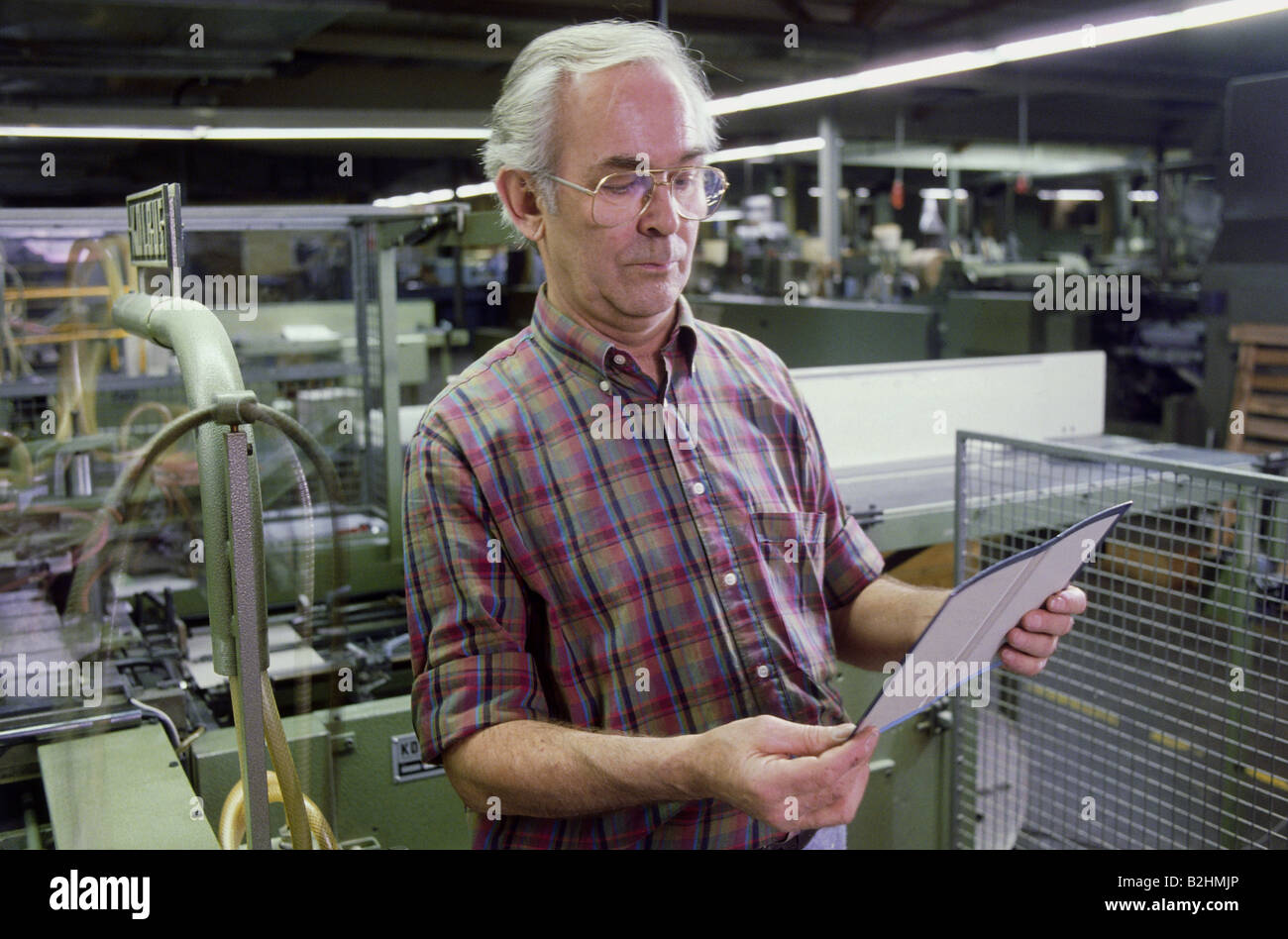 Industrie, Druck, Druckbüro, Drucker mit Proof, Deutschland, 1990, Stockfoto