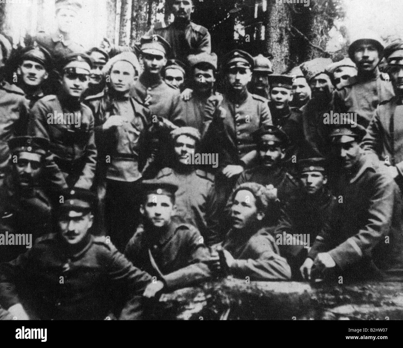 Veranstaltungen, Erster Weltkrieg/erster Weltkrieg, Ostfront, Verbrüderung deutscher und russischer Soldaten, 1917, Stockfoto