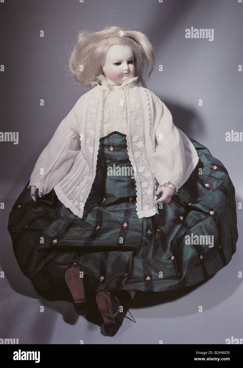 Spielzeug, Puppen, "Großes Manikin", Porzellan, Ziegenleder, Perücke, Höhe 41 cm, Paris, Frankreich, ca. 1870, Bethnal Green Museum, London, Stockfoto