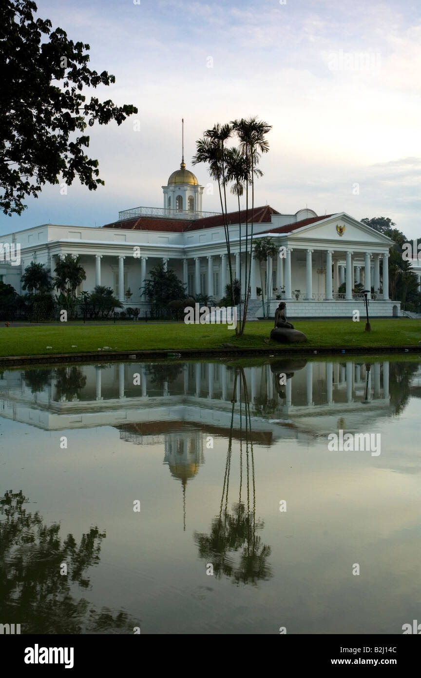 Garten der indonesische Präsidentenpalast im Botanischen Garten von Bogor Stockfoto