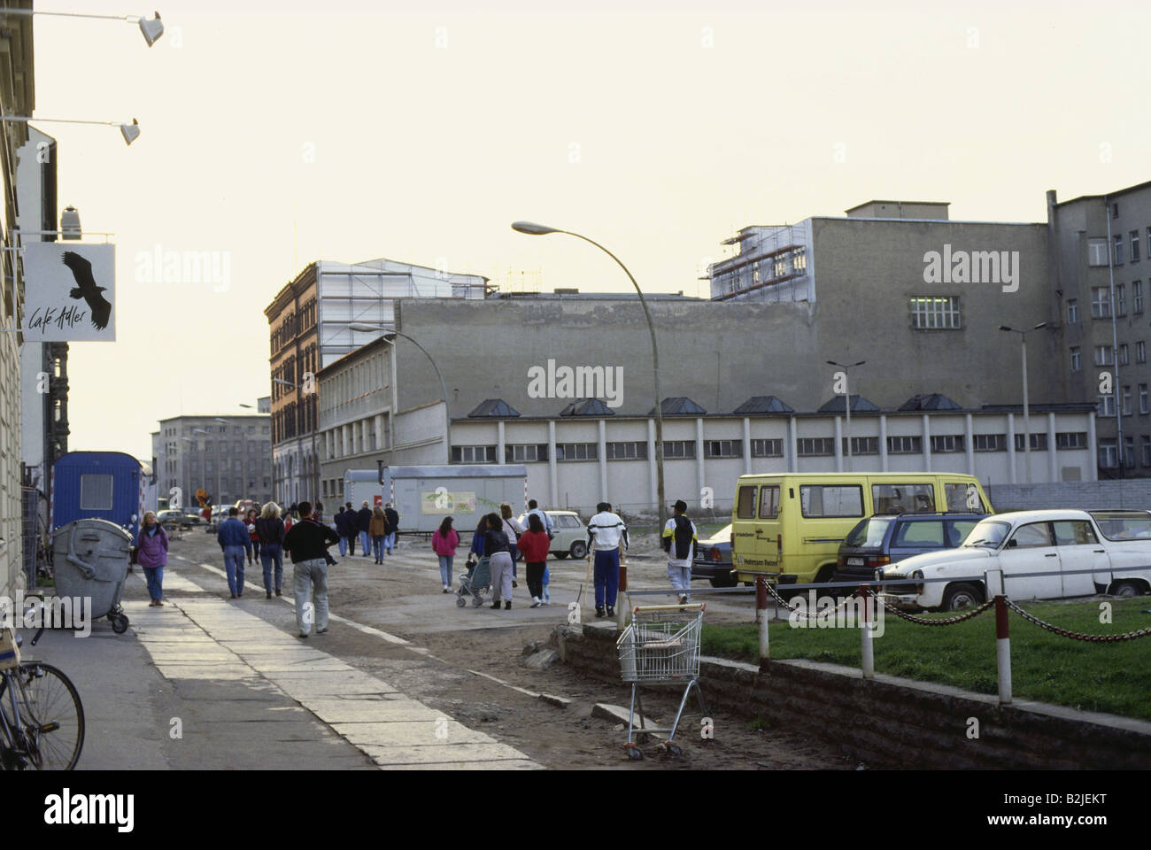 Geografie/Reisen, Deutschland, Städte, Berlin, Checkpoint Zimmerstraße, 1991, Stockfoto