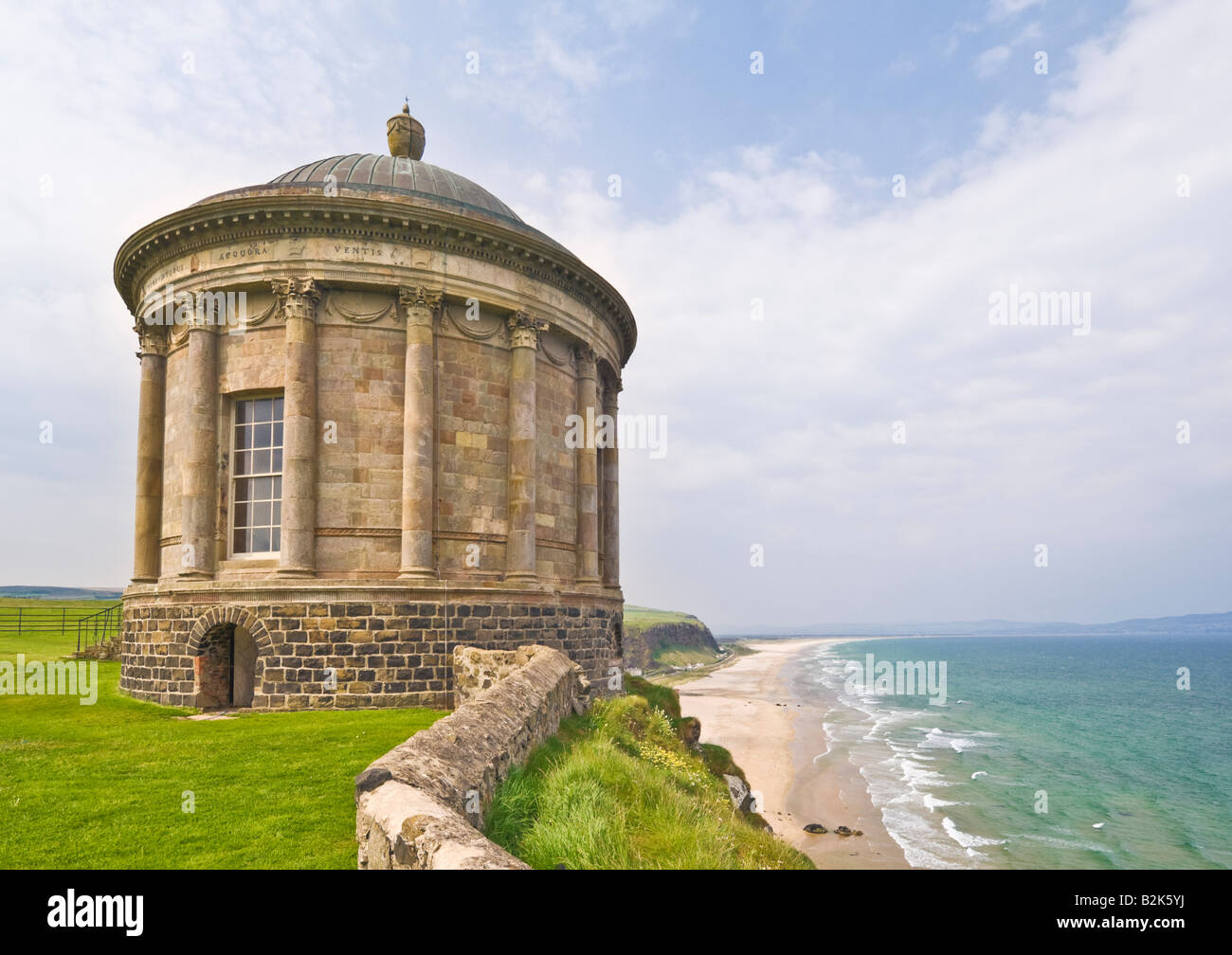 Mussenden Tempel auf der Klippe Downhill Immobilien County Londonderry Nordirland GB UK EU Europa Stockfoto