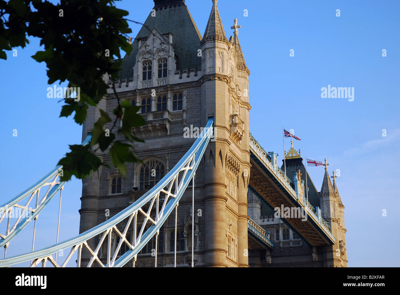 Spitze der London Tower bridge uk England Stadt Stockfoto