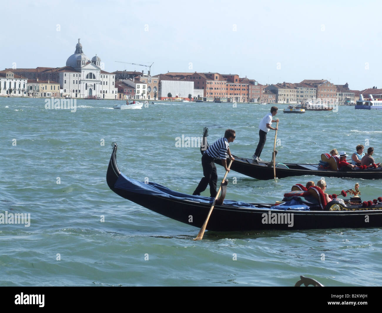 Touristen auf Gondel Canal Grande Venedig Italien Stockfoto