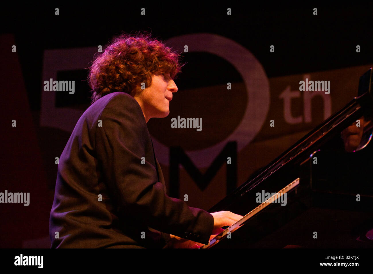 BENNY GREEN spielt Klavier mit den MONTEREY ALL STARS auf den 50. Jahrestag MONTEREY JAZZ FESTIVAL MONTEREY Kalifornien Stockfoto