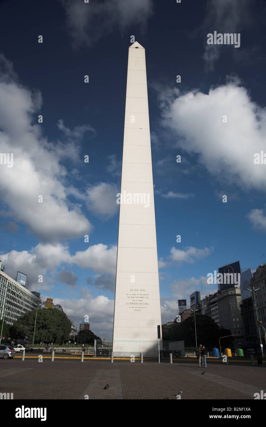Die Oblisco am 9. Juli Avenue in Buenos Aires in Argentinien. Stockfoto