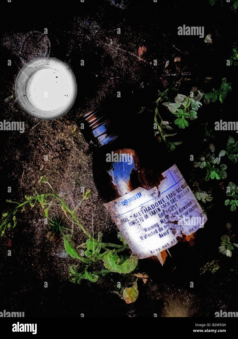 Eine leere Flasche Methadon Mischung & GAP in einer Stadt für nur zur redaktionellen Nutzung Stockfoto