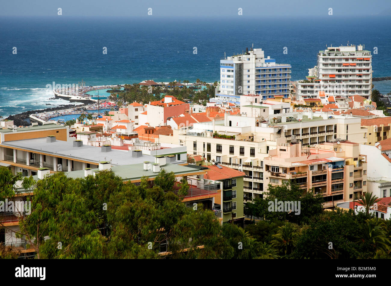 Blick auf Puerto De La Cruz, Teneriffa, Kanarische Inseln, Spanien Stockfoto