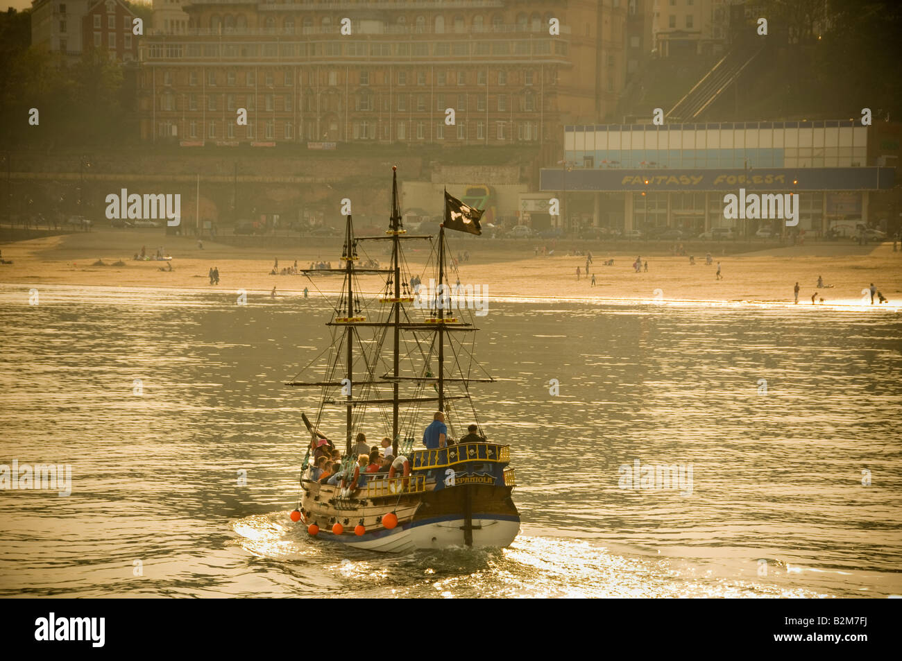 Hispaniola touristischen Piratenschiff eine Freude fährt vom Hafen von Scarborough Stockfoto