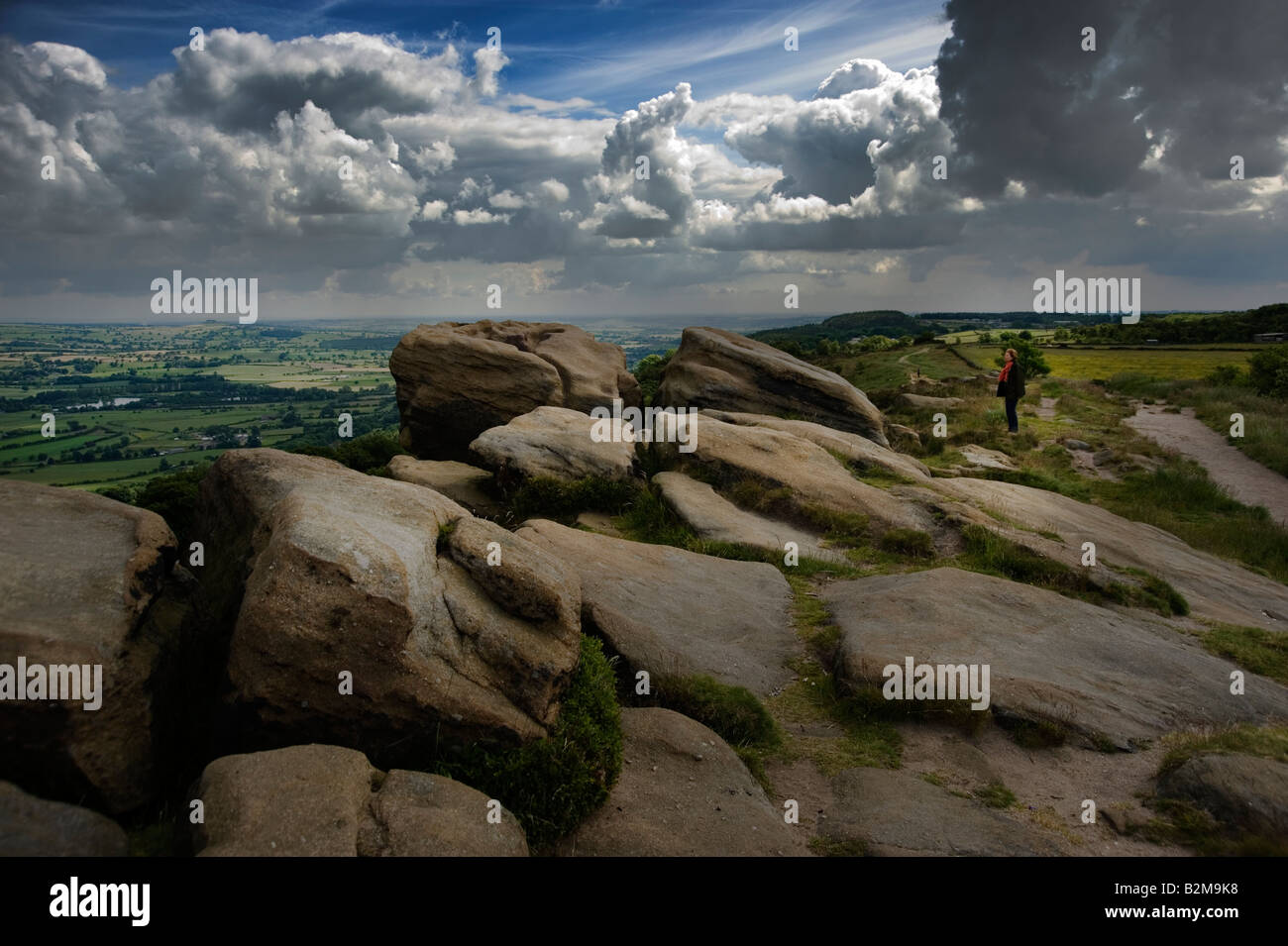 Mühlstein Korn Felsen auf die Chevin nahe Otley, Yorkshire Stockfoto