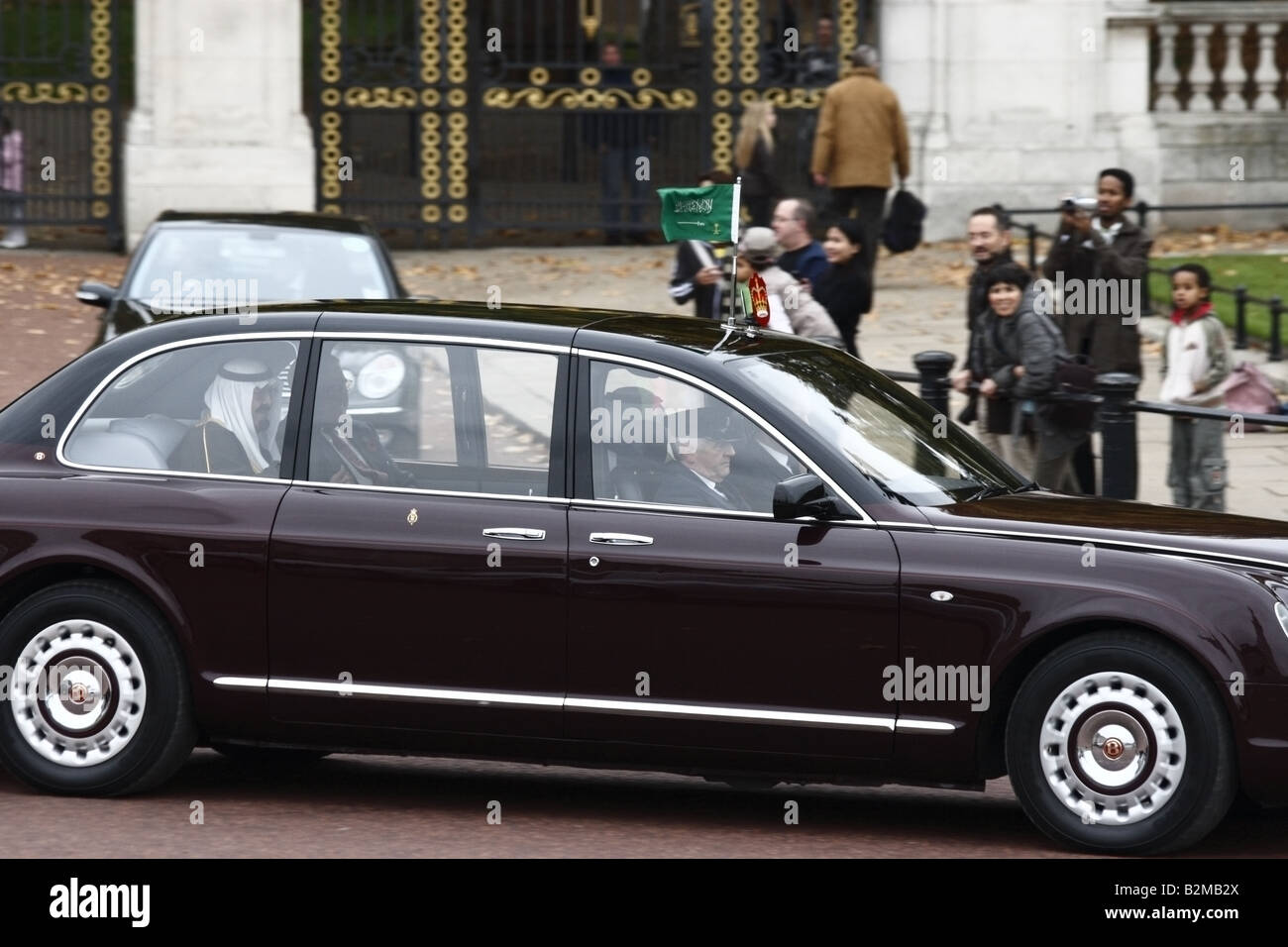 Saudische König Abdullah bin Abdul Aziz Al Saud Leaving Buckingham Palace Stockfoto