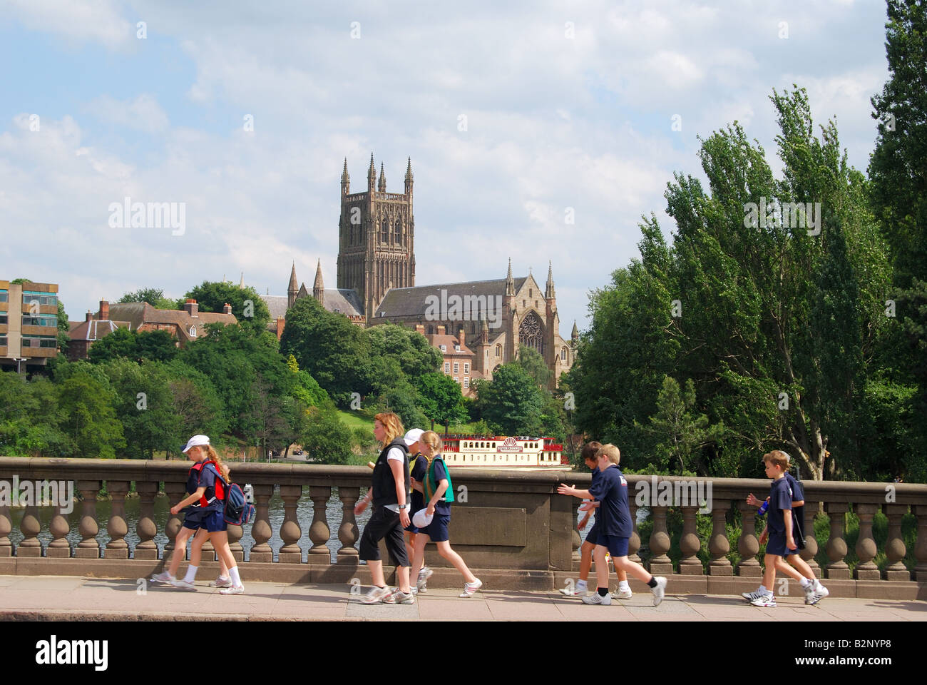 Worcester Kathedrale von Worcester Brücke, Worcester, Worcestershire, England, Vereinigtes Königreich Stockfoto