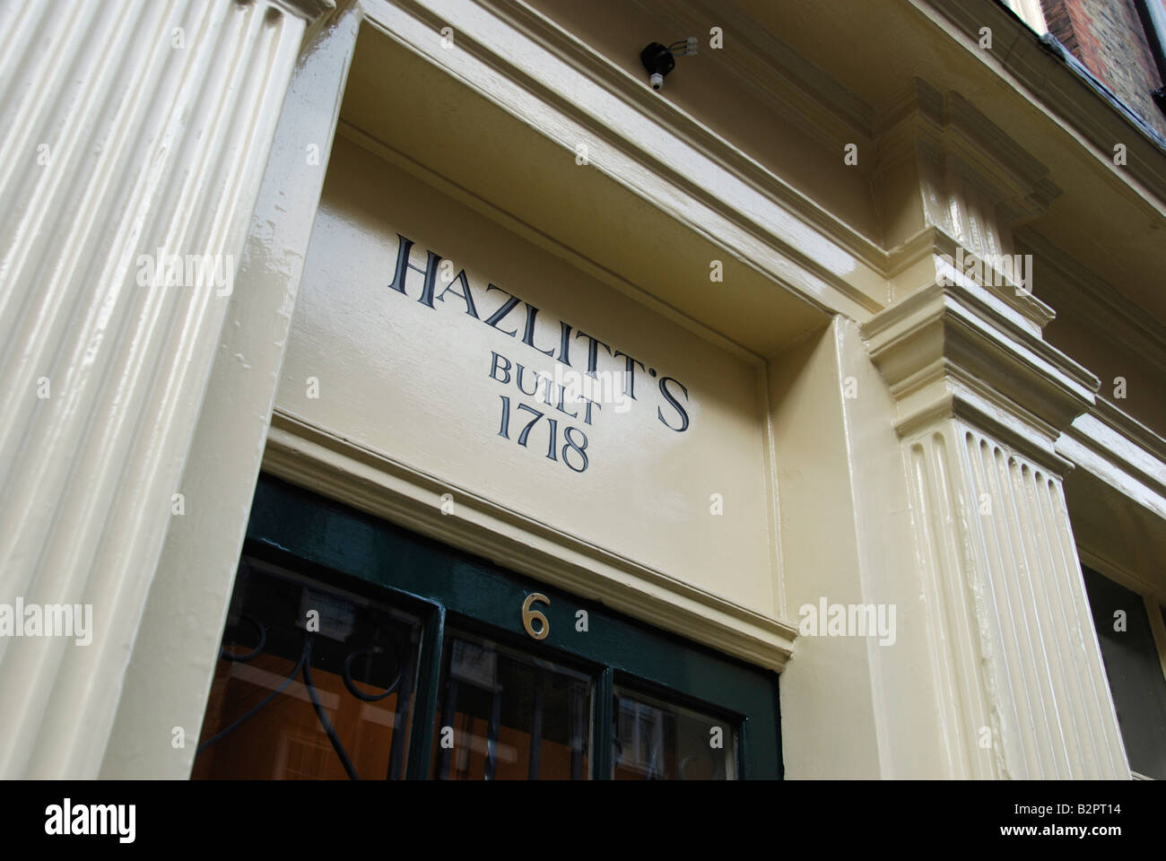 Hazlitt s Hotel ehemaligen Haus der Essayist William Hazlitt erbaut 1718 Frith Street Soho London England Stockfoto