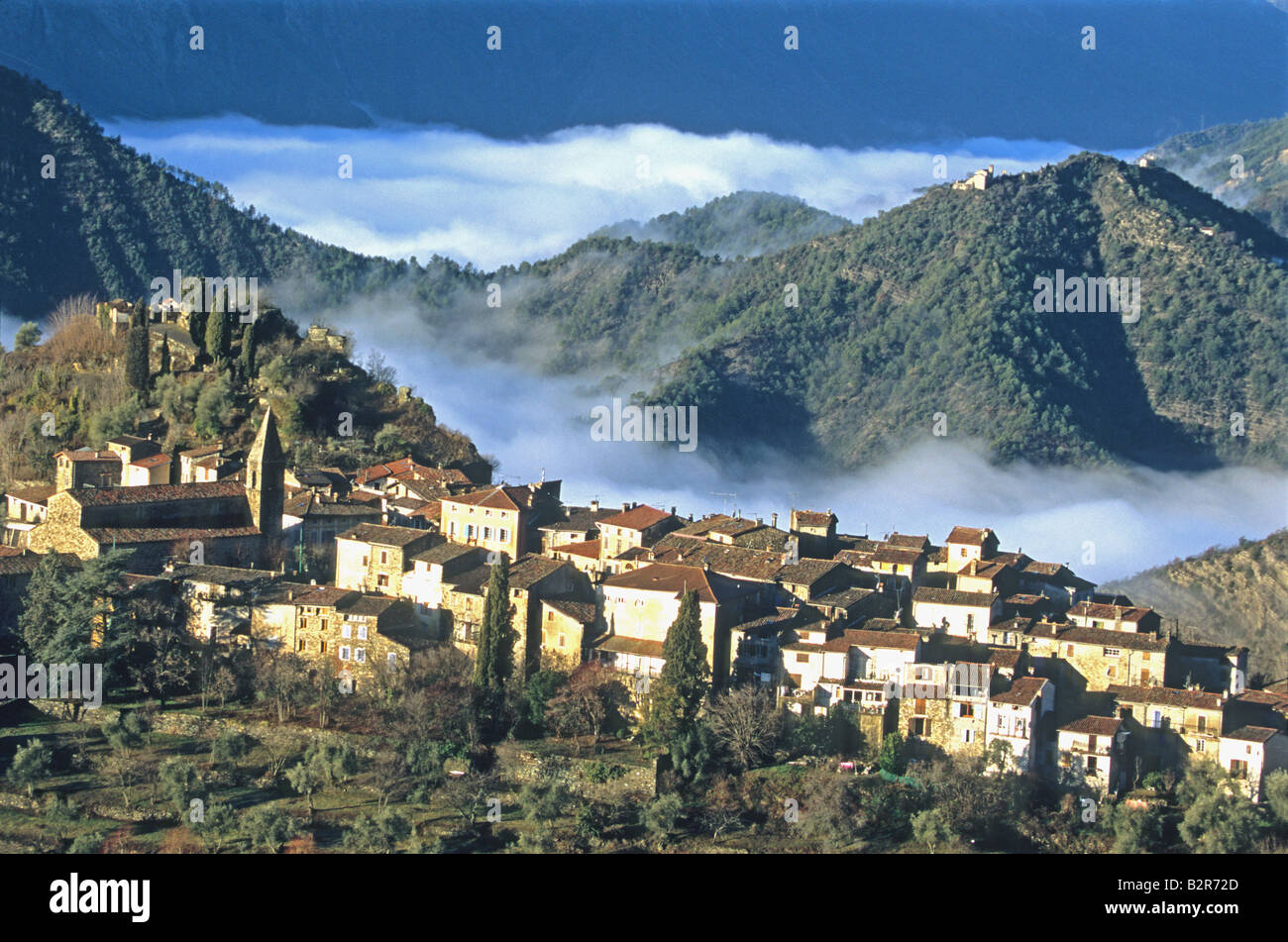 hochgelegene Dorf von La Tour Sur Tinée ALpes-Maritimes 06 Mercantour Nationalpark PACA Frankreich Europa Stockfoto