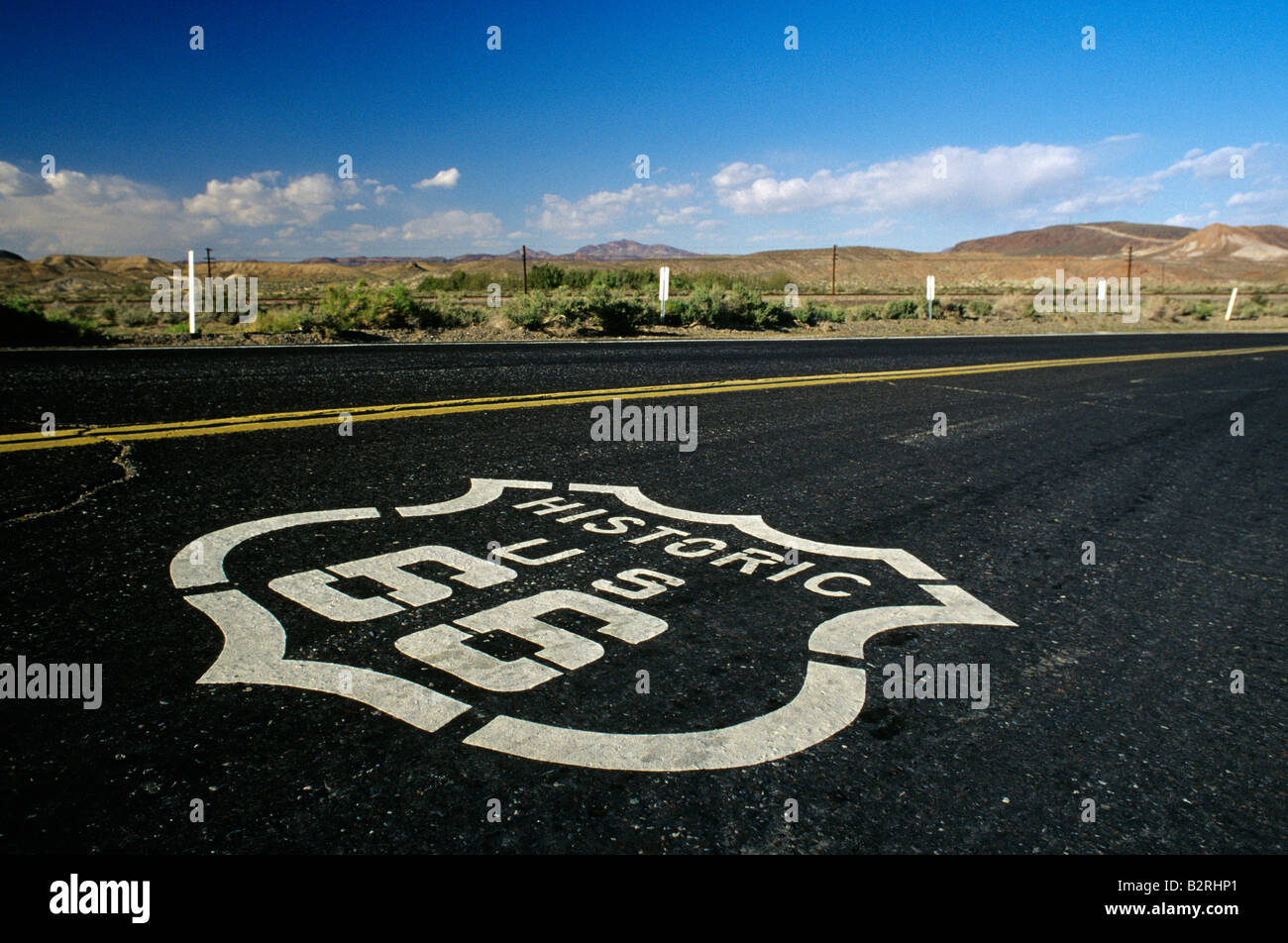 Melden Sie auf der alten Autobahn Route 66 Barstow Kalifornien USA Stockfoto