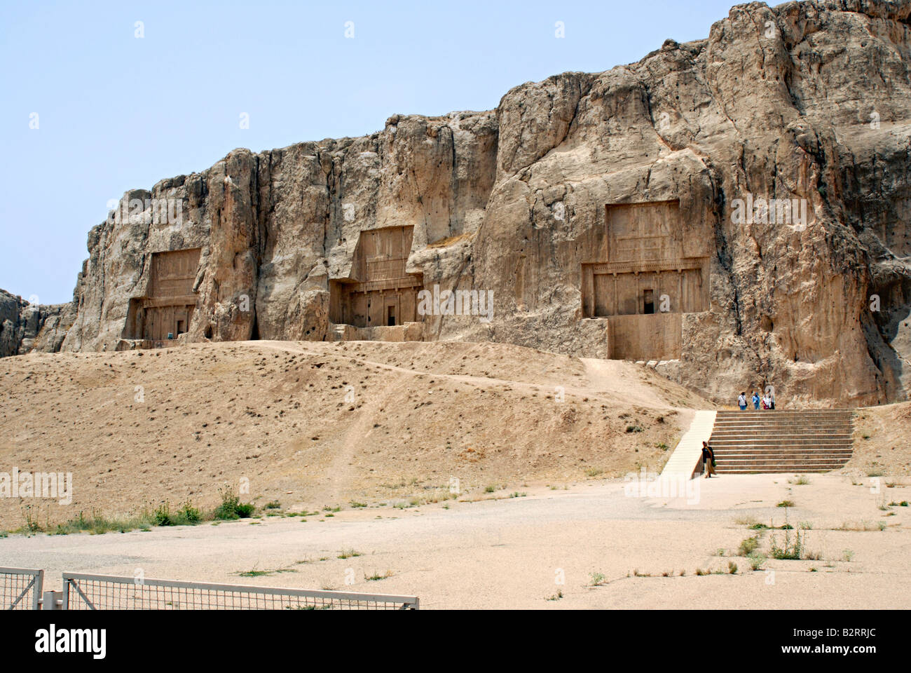 Iran-Naghst-e-Rustum-General-Blick auf die Felsengräber Stockfoto