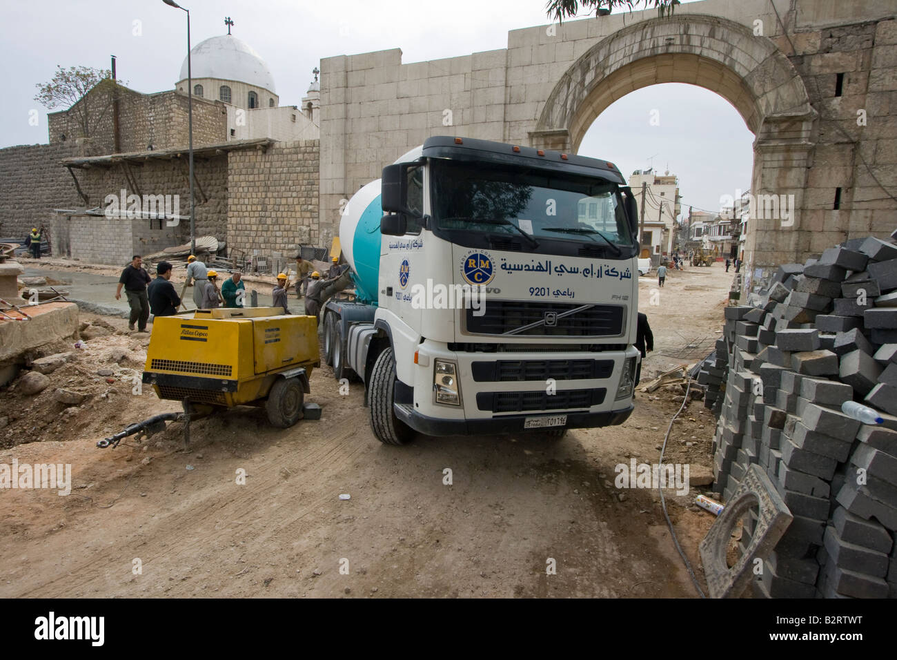 Bauarbeiten an der Strait Street am Bab Sharqi in der Altstadt von Damascas Syrien Stockfoto