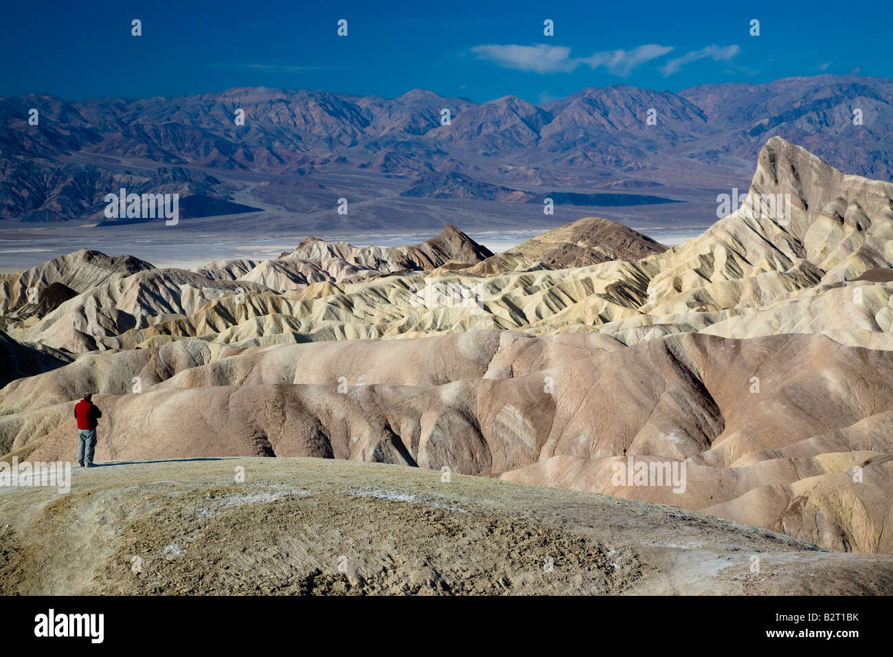 Blick über die Badlands, Death Valley von Zabriskie Point, Kalifornien, USA Stockfoto
