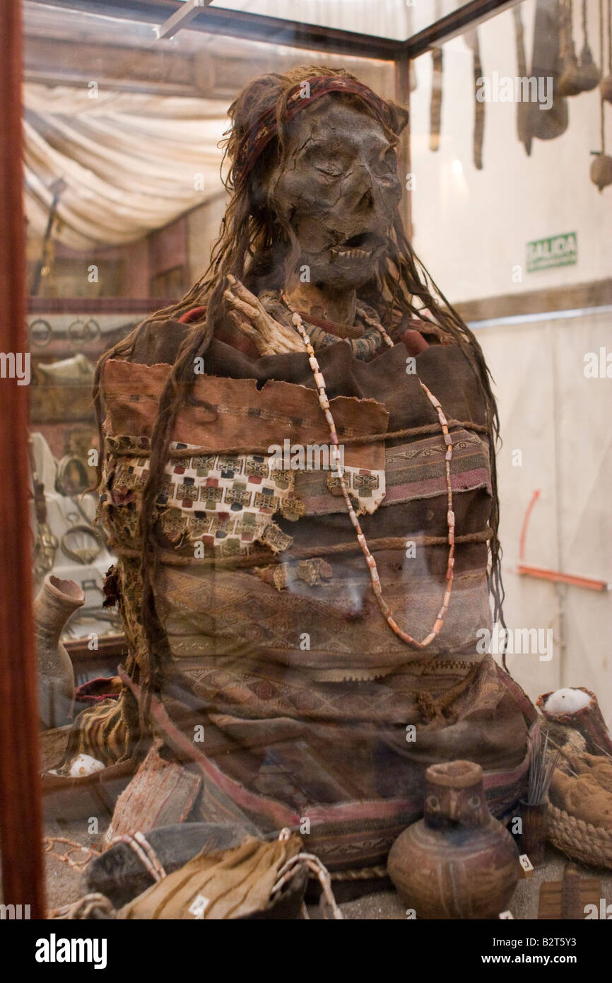 Weiblichen Mumie der Nazca-Kultur ausgestellt im Rocsen Museum (Museo Polifacetico) Nono, Cordoba, Argentinien Stockfoto