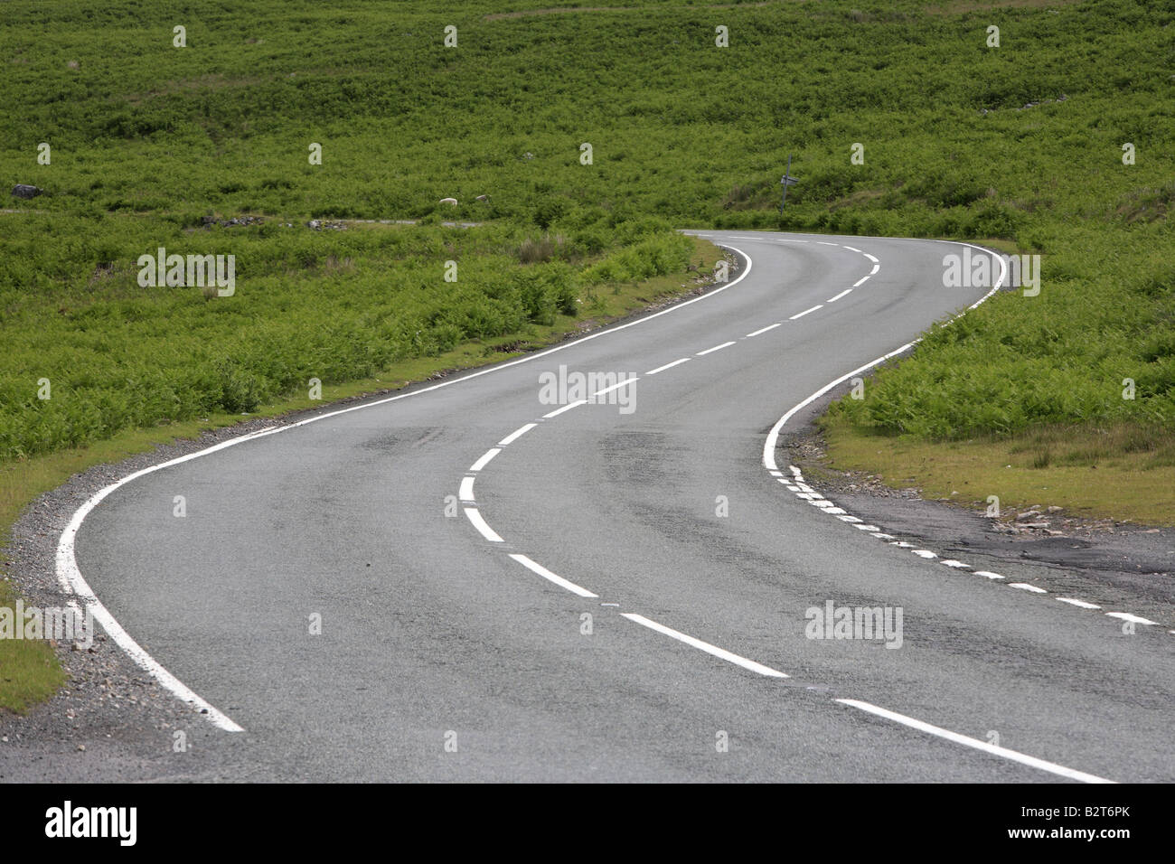 Kurvenreichen Bergstraße Brecon Beacons Wales UK Stockfoto