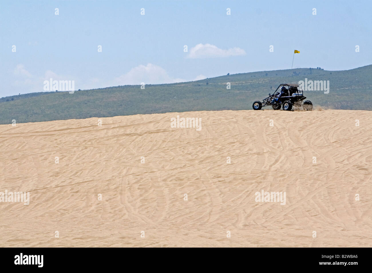 Dune Buggy fahren auf Sanddünen an der St. Anthony Idaho Stockfoto